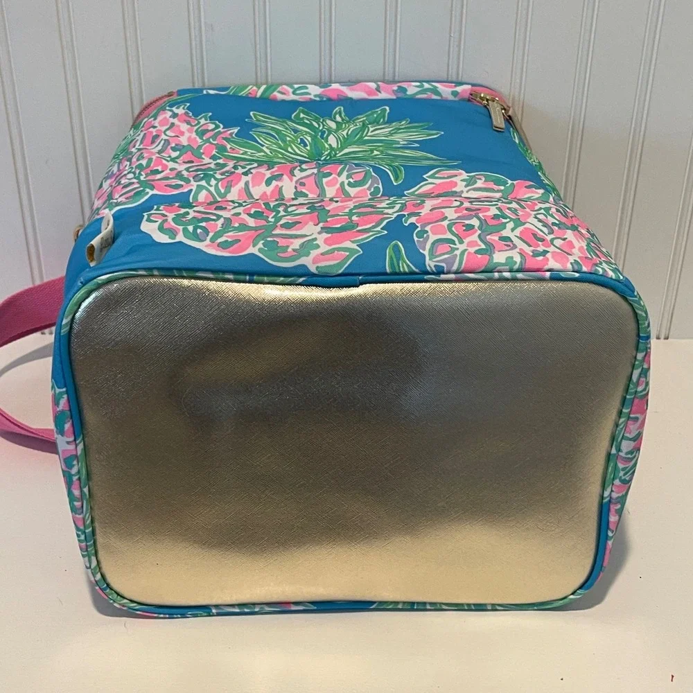 Lilly Pulitzer Wine Carrier Bag Blue Pink Pineapple Print Insulated 4 Bottle NWT